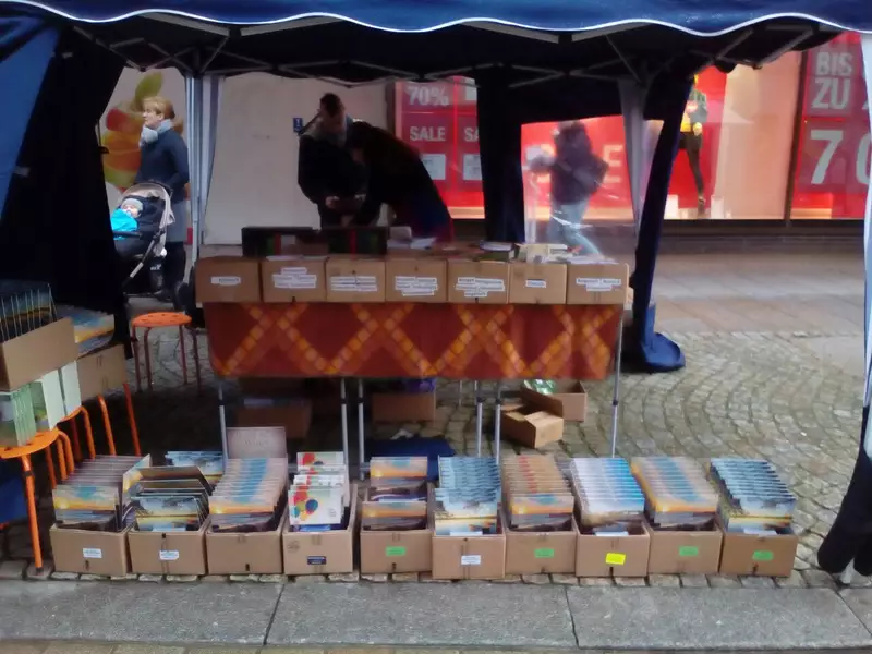 Bíblias e revistas evangelísticas (Alemanha)